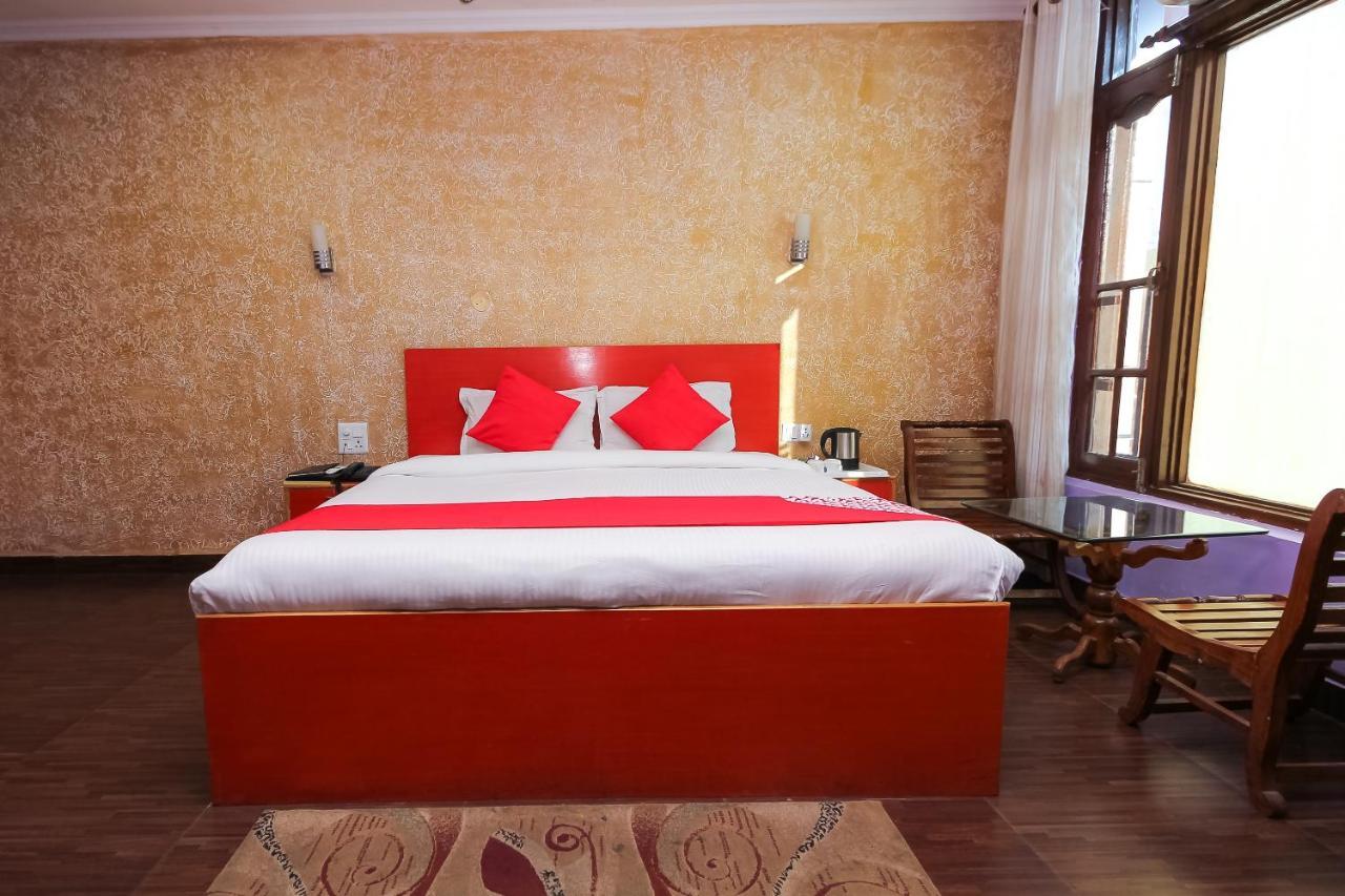 Oyo 8367 Hotel The Woodz Pālampur Kültér fotó